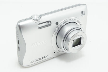 美品 Nikon ニコン COOLPIX S3700 コンパクトデジタルカメラ シルバー 元箱付 260701a