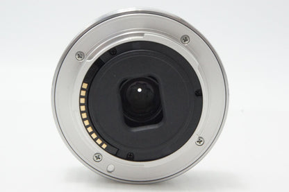 美品 SONY ソニー E 16mm F2.8 SEL16F28 単焦点レンズ シルバー Eマウント APS-C 260701af