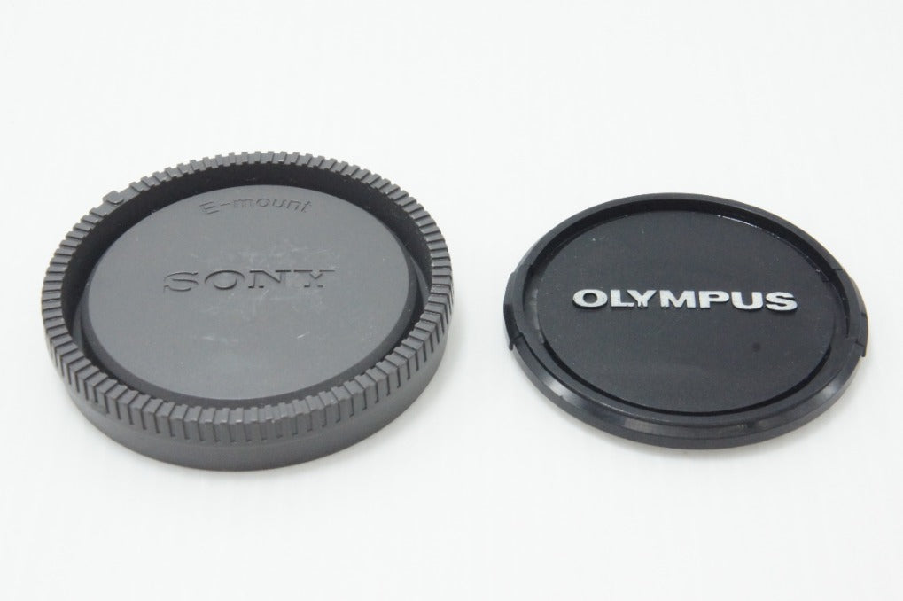 美品 SONY ソニー E 16mm F2.8 SEL16F28 単焦点レンズ シルバー Eマウント APS-C 260701af
