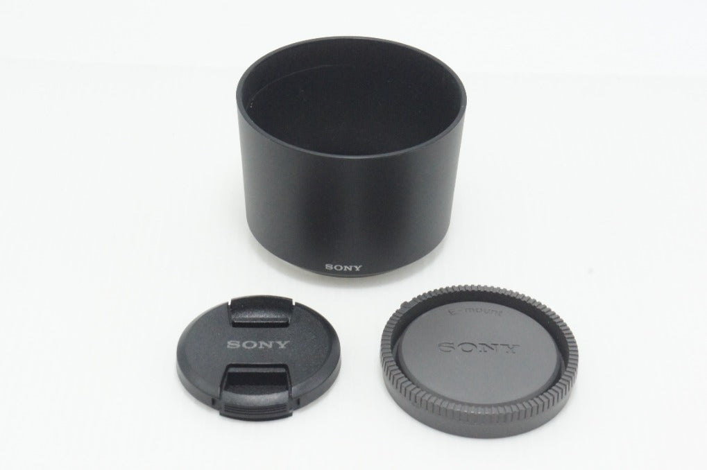 美品 SONY ソニー E 55-210mm F4.5-6.3 OSS SEL55210 シルバー Eマウント APS-C ズームレンズ フード付 260701ag
