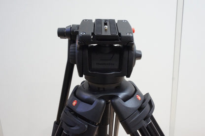 良品 Manfrotto マンフロット 546B 三脚 + 501HDV 雲台 バッグ付 260701h