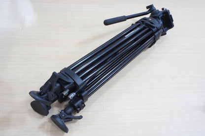 良品 Manfrotto マンフロット 546B 三脚 + 501HDV 雲台 バッグ付 260701h