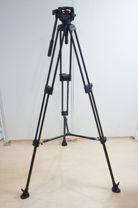良品 Manfrotto マンフロット 546B 三脚 + 501HDV 雲台 バッグ付 260701h