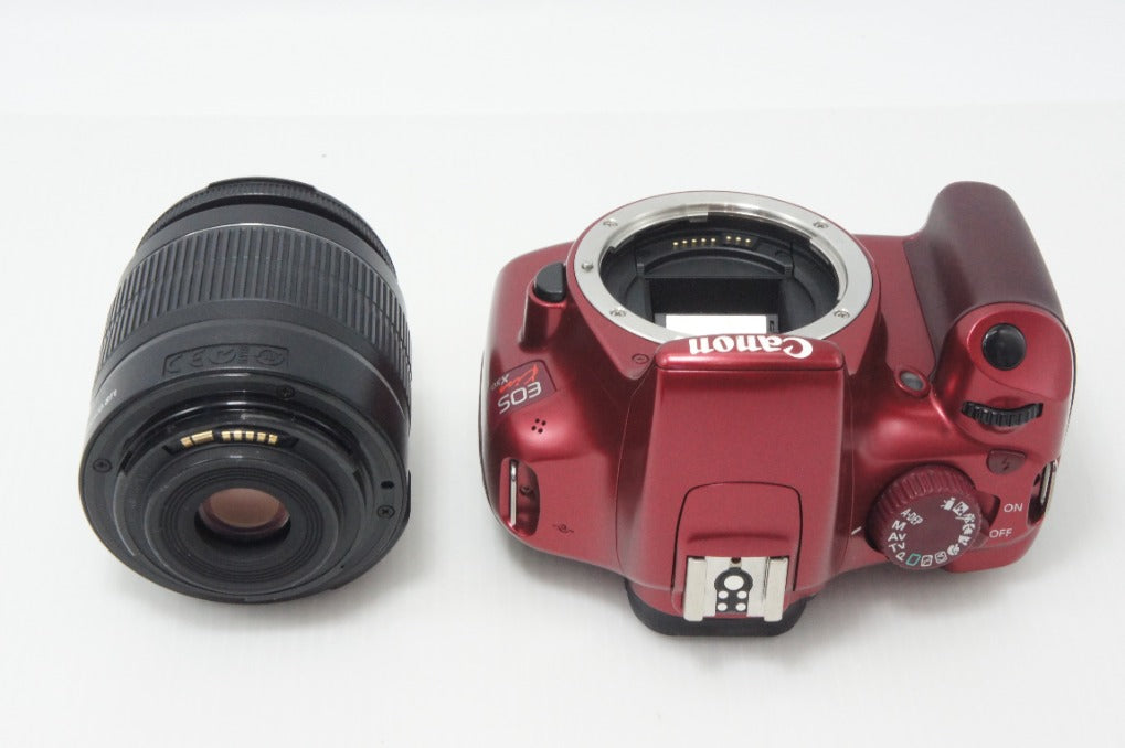 良品 Canon キヤノン EOS Kiss X50 ボディ+ EF-S 18-55mm IS II レンズキット デジタル一眼レフカメラ レッド 260701j