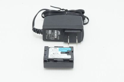 美品 JVC ケンウッド Everio GZ-HM33 デジタルビデオカメラ ホワイト 260701p