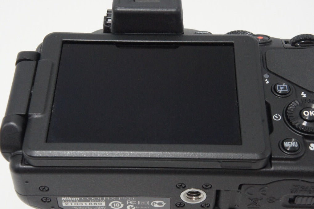 美品 Nikon ニコン COOLPIX P520 デジタルカメラ ブラック ケース付