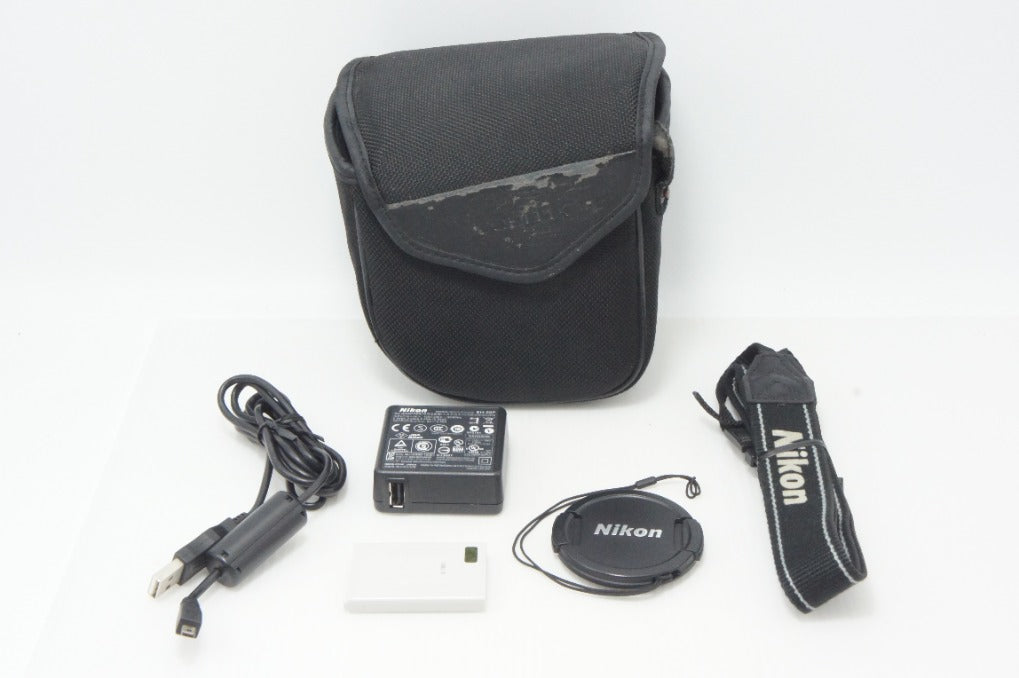 美品 Nikon ニコン COOLPIX P520 デジタルカメラ ブラック ケース付