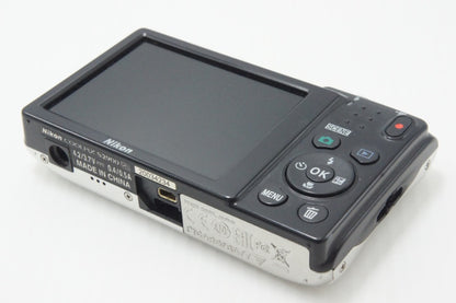 Nikon ニコン COOLPIX S2900 コンパクトデジタルカメラ シルバー 260702d