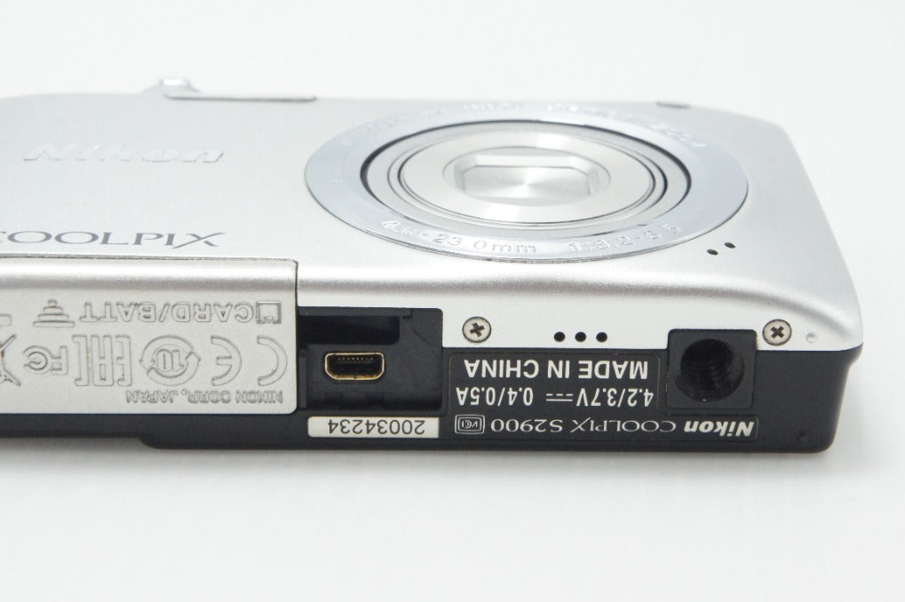 Nikon ニコン COOLPIX S2900 コンパクトデジタルカメラ シルバー 260702d
