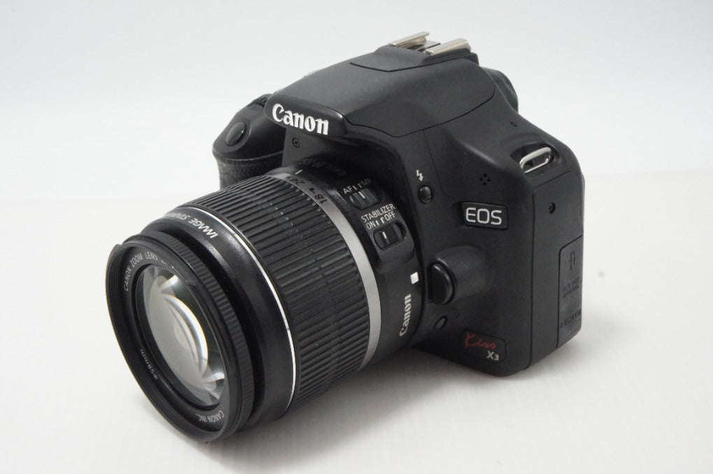 Canon キヤノン EOS Kiss X3 レンズキット (EF-S 18-55mm F3.5-5.6 IS) デジタル一眼レフカメラ 260702g