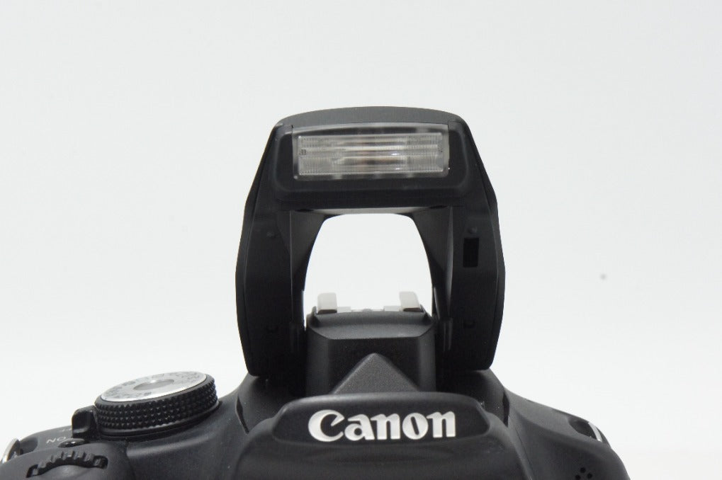Canon キヤノン EOS Kiss X3 レンズキット (EF-S 18-55mm F3.5-5.6 IS) デジタル一眼レフカメラ 260702g