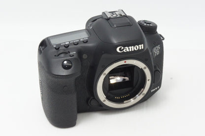 美品 Canon キヤノン EOS 7D Mark II ボディ デジタル一眼レフカメラ 260702j