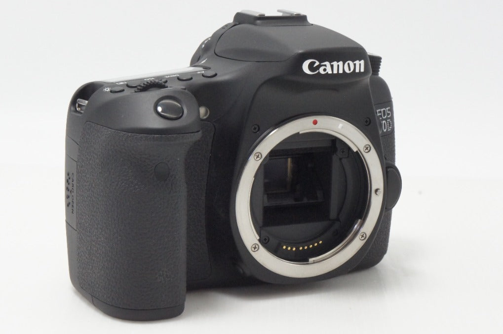 新品級 Canon キヤノン EOS 70D ボディ デジタル一眼レフカメラ 260702k