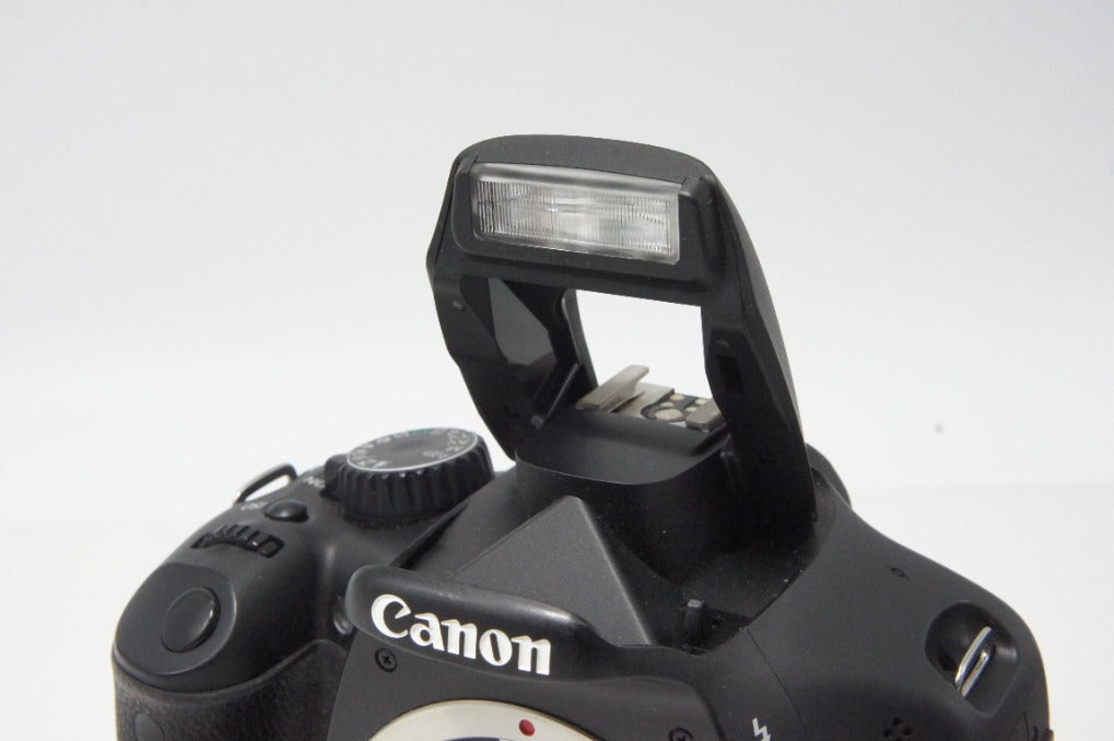Canon キヤノン EOS Kiss X4 ボディ+ EF-S 18-55mm IS レンズキット デジタル一眼レフカメラ 260702m