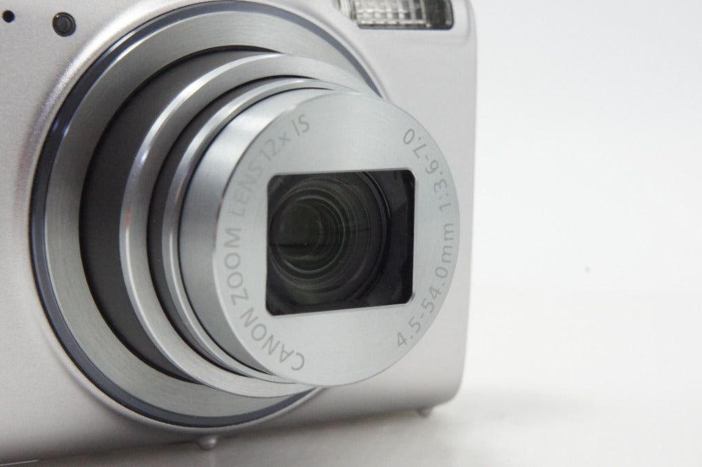 美品 Canon キヤノン IXY 640 コンパクトデジタルカメラ シルバー 元箱