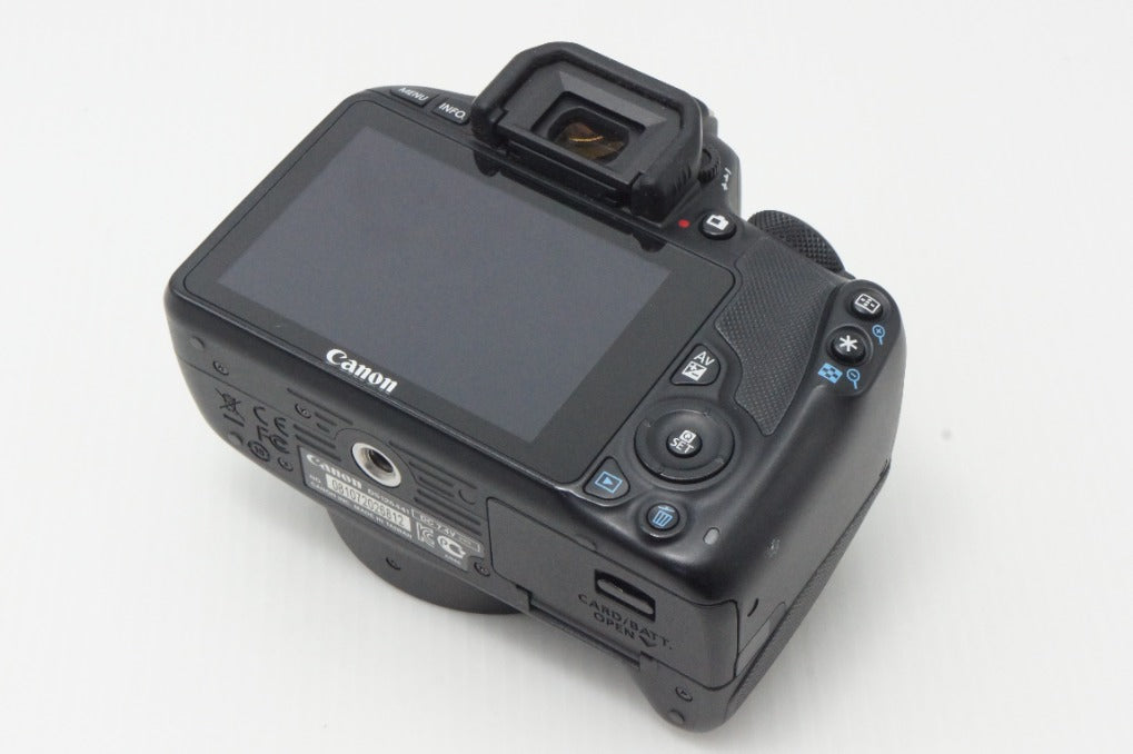 Canon キヤノン EOS Kiss X7 ボディ + EF-S 18-55mm IS STM レンズキット デジタル一眼レフカメラ 260702s