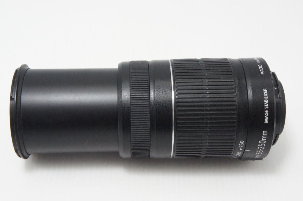 良品 Canon キヤノン EF-S 55-250mm F4-5.6 IS II APS-C ズームレンズ 260703ad