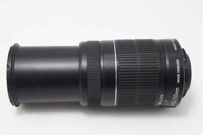 良品 Canon キヤノン EF-S 55-250mm F4-5.6 IS II APS-C ズームレンズ 260703ad