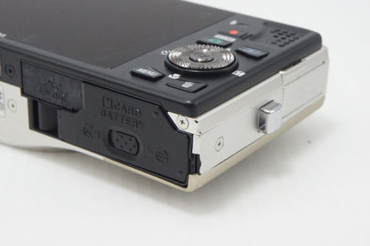 Nikon ニコン COOLPIX S8000 コンパクトデジタルカメラ シャンパンシルバー 元箱付 260703aj