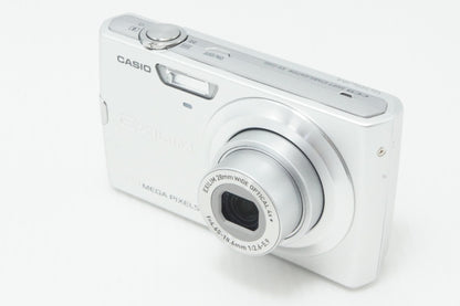 良品 CASIO カシオ EXILIM EX-Z250 コンパクトデジタルカメラ シルバー 元箱付 260703b