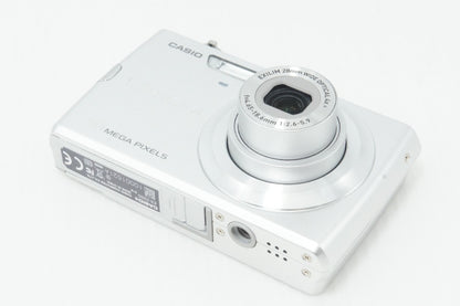 良品 CASIO カシオ EXILIM EX-Z250 コンパクトデジタルカメラ シルバー 元箱付 260703b