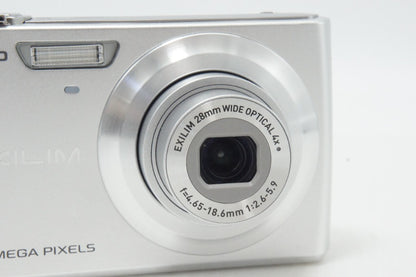 良品 CASIO カシオ EXILIM EX-Z250 コンパクトデジタルカメラ シルバー 元箱付 260703b