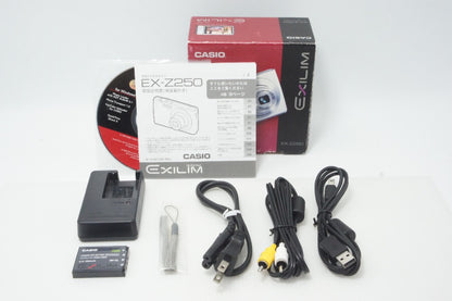 良品 CASIO カシオ EXILIM EX-Z250 コンパクトデジタルカメラ シルバー 元箱付 260703b