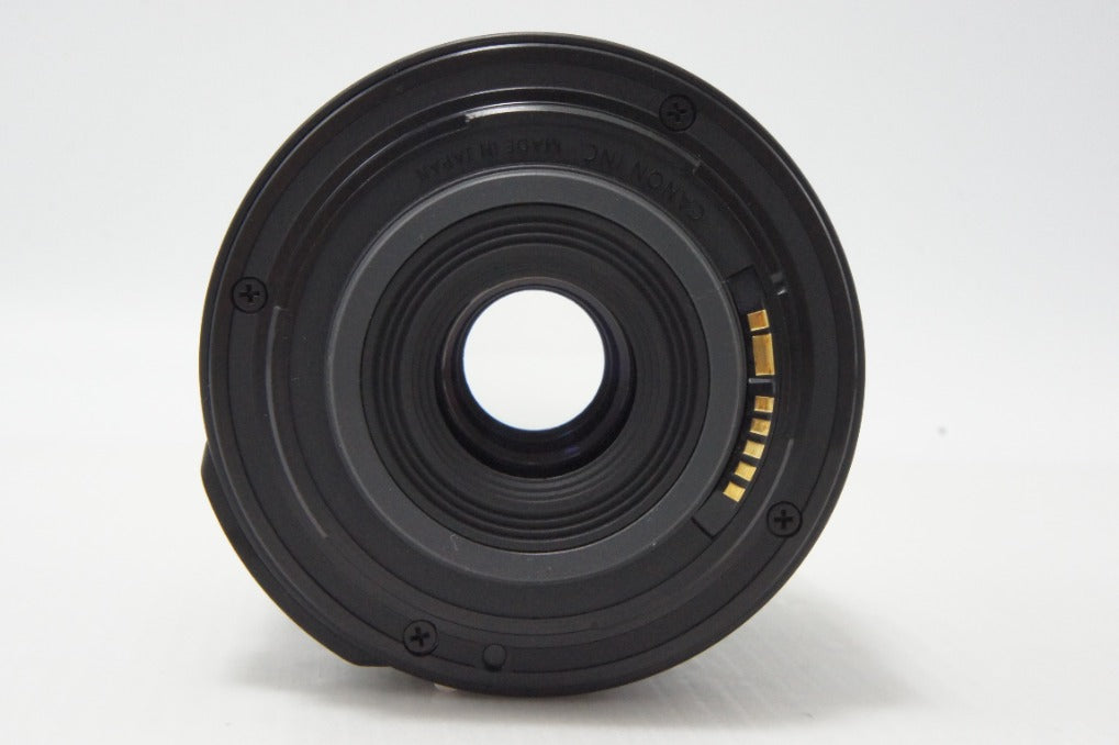 美品 Canon キヤノン EF-S 18-55mm F3.5-5.6 IS APS-C ズームレンズ フード付 260703g