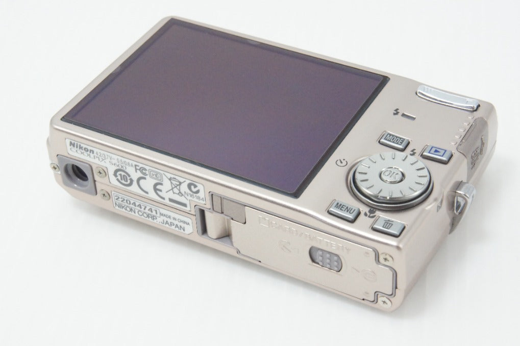 美品 Nikon ニコン COOLPIX S600 コンパクトデジタルカメラ ピンクゴールド 260703i