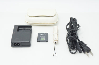 美品 Nikon ニコン COOLPIX S600 コンパクトデジタルカメラ ピンクゴールド 260703i