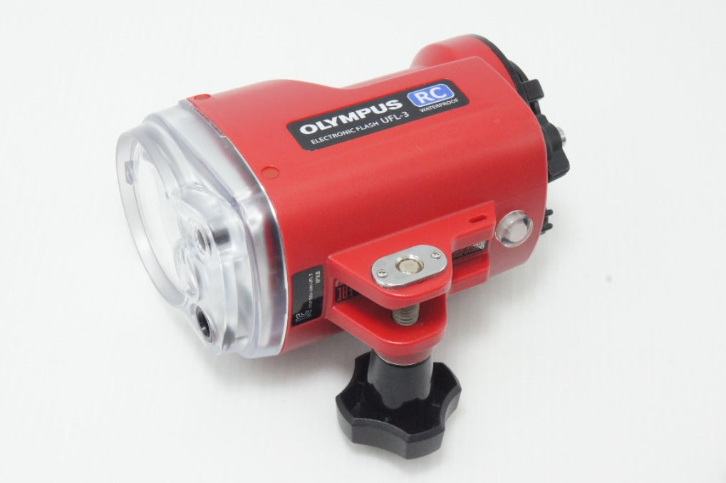 OLYMPUS オリンパス ELECTRONIC FLASH UFL-3 RC WP IPX8 水中ストロボ ショートアーム PTSA-03付 260703xa