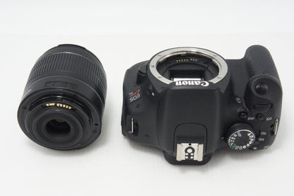 良品 Canon キヤノン EOS Kiss X5 ボディ + EF-S 18-55mm IS II レンズキット デジタル一眼レフカメラ 260703z