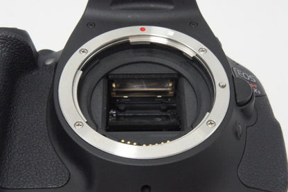 良品 Canon キヤノン EOS Kiss X5 ボディ + EF-S 18-55mm IS II レンズキット デジタル一眼レフカメラ 260703z