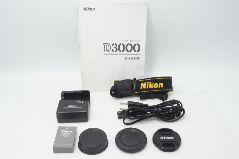 美品 Nikon ニコン D3000 レンズキット (AF-S DX NIKKOR 18-55mm F3.5-5.6G VR) デジタル一眼レフカメラ 260706a