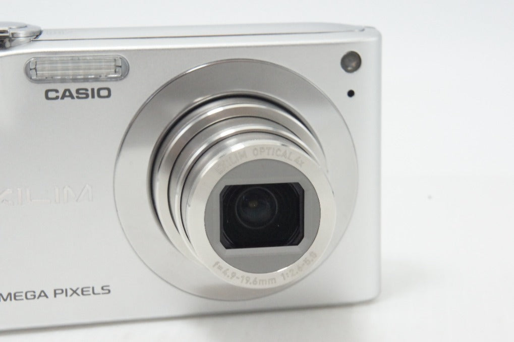 美品 CASIO カシオ EXILIM EX-Z100 コンパクトデジタルカメラ シルバー 元箱付 260706ai