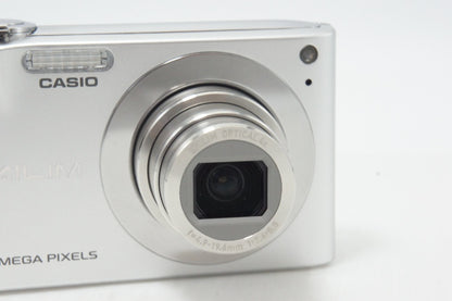 美品 CASIO カシオ EXILIM EX-Z100 コンパクトデジタルカメラ シルバー 元箱付 260706ai
