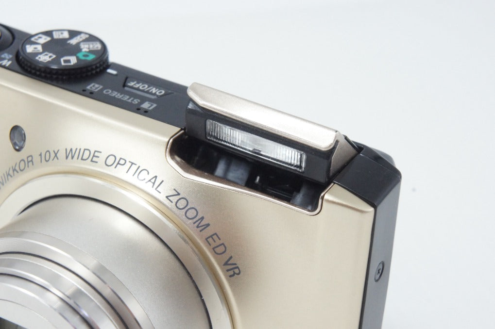 美品 Nikon ニコン COOLPIX S8100 コンパクトデジタルカメラ