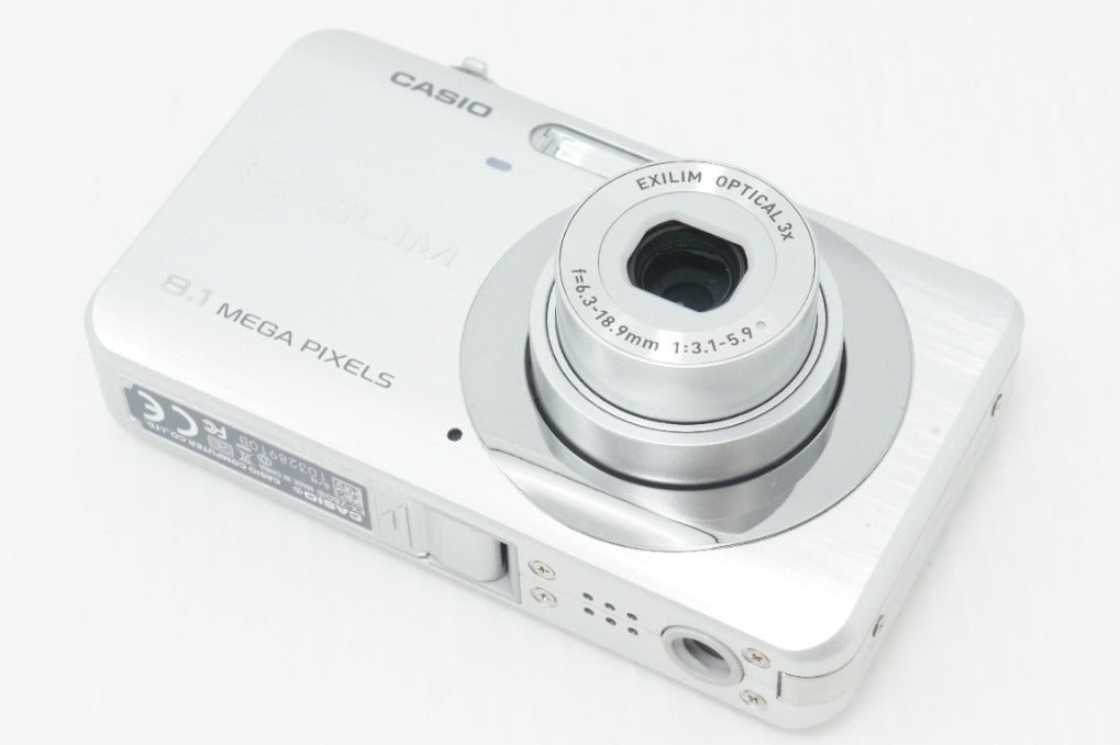 Good condition CASIO Exilim EX-Z80 Compact Digital Camera Silver