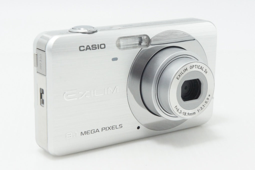 良品 CASIO カシオ EXILIM EX-Z80 コンパクトデジタルカメラ シルバー 元箱付 260706f