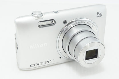 良品 Nikon ニコン COOLPIX S3600 コンパクトデジタルカメラ クリスタルシルバー 元箱付 260706g