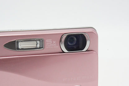 良品 FUJIFILM フジフイルム FinePix Z800EXR コンパクトデジタルカメラ ピンク 元箱付 260706h