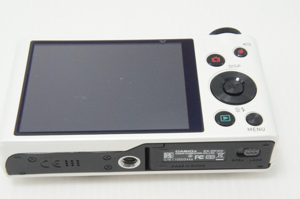 CASIO カシオ EXILIM EX-ZR100 コンパクトデジタルカメラ ホワイト