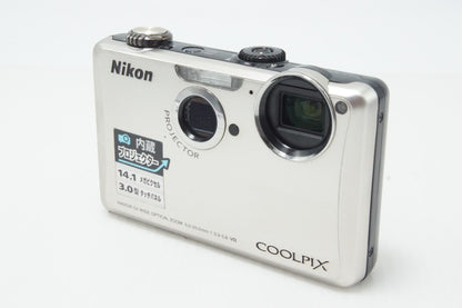 Nikon ニコン COOLPIX S1100pj コンパクトデジタルカメラ シルバー 260706y