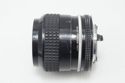Nikon ニコン Ai Nikkor 28mm F2 MF 単焦点レンズ 260707ae