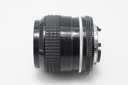 Nikon ニコン Ai Nikkor 28mm F2 MF 単焦点レンズ 260707ae
