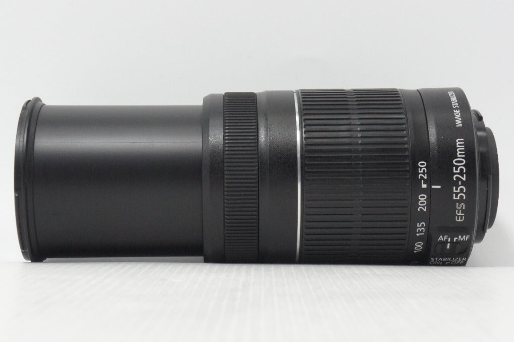良品 Canon キヤノン EF-S 55-250mm F4-5.6 IS II APS-C ズームレンズ 260708aa