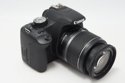 Canon キヤノン EOS Kiss X3 レンズキット (EF-S 18-55mm F3.5-5.6 IS) デジタル一眼レフカメラ 260708aj