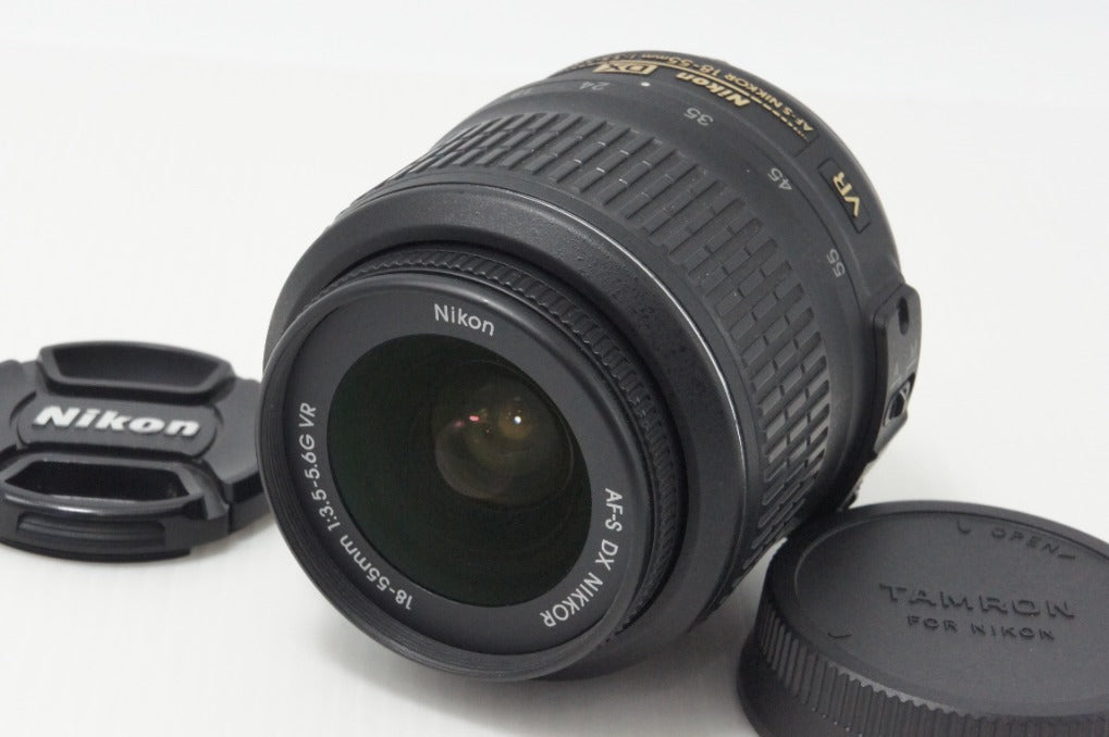 美品 Nikon ニコン AF-S DX NIKKOR 18-55mm F3.5-5.6G VR APS-C ズームレンズ 260708i