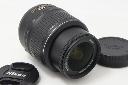 美品 Nikon ニコン AF-S DX NIKKOR 18-55mm F3.5-5.6G VR APS-C ズームレンズ 260708i