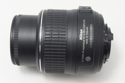 美品 Nikon ニコン AF-S DX NIKKOR 18-55mm F3.5-5.6G VR APS-C ズームレンズ 260708i